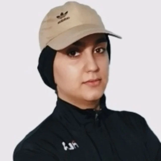 سارا مرتضوی مربی بدنسازی بانوان